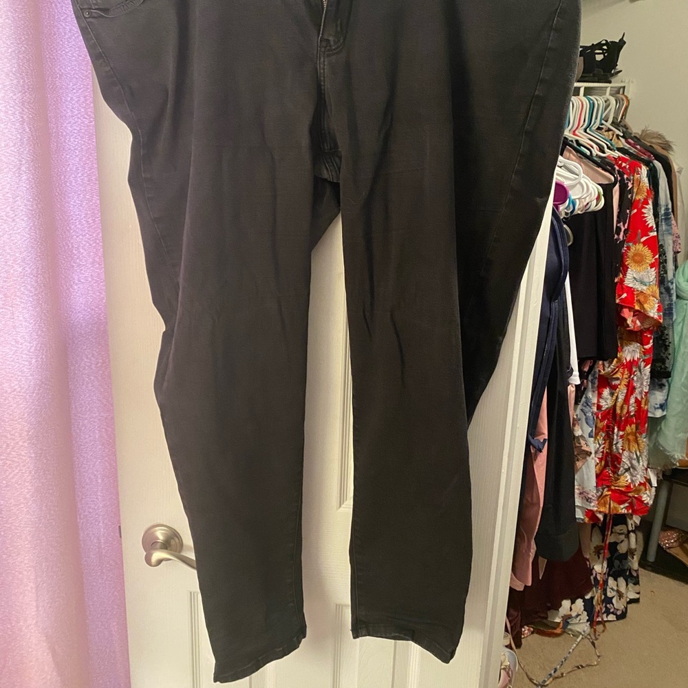 Black denim skinny jeans stretchy lane Bryant 28